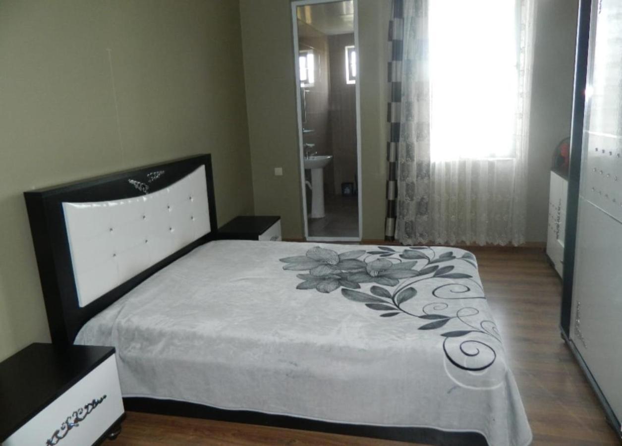 Kobuleti 4-Bedroom Apartment Extérieur photo